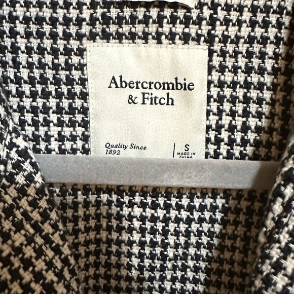 Abercrombie jacket - Picture 2 of 5